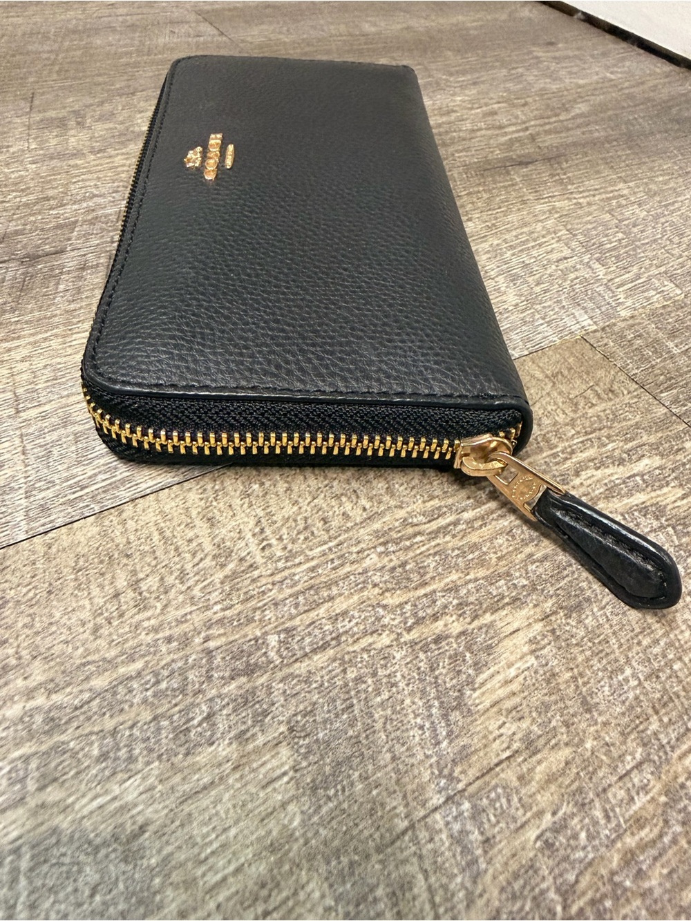 Coach Black Pebbled Leather Zip Wallet with Gold Logo - Picture 6 of 7